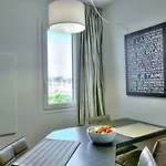 Penthouse Vue Avec Rooftop,jacuzzi,et Parking Privé