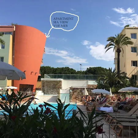 Appartement Penthouse Vue Avec Rooftop,jacuzzi,et Parking Privé Antibes