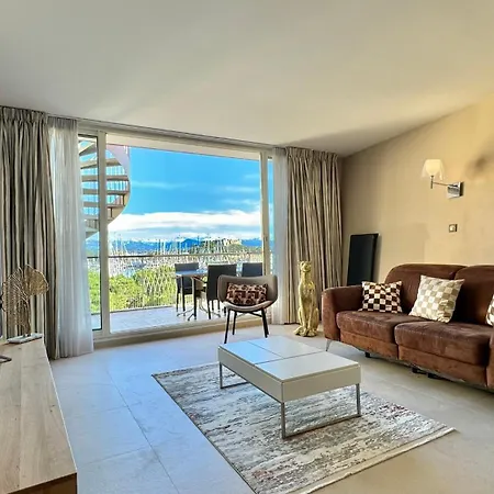Penthouse Vue Avec Rooftop,jacuzzi,et Parking Prive Διαμέρισμα Αντίμπ