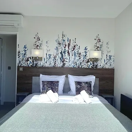 Διαμέρισμα Penthouse Vue Avec Rooftop,jacuzzi,et Parking Prive
